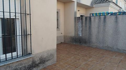 Foto 2 de Casa adosada en venda a Calle Salvia, Burguillos, Sevilla