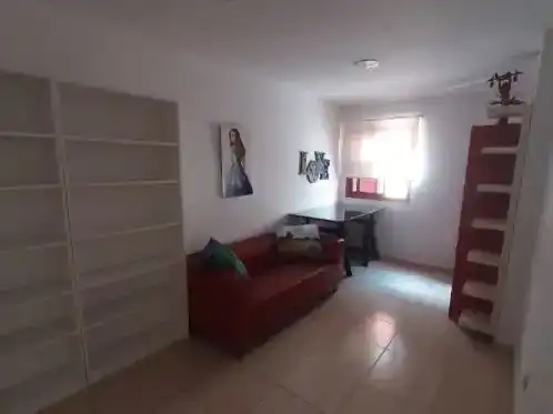 Sala d'estar de Casa adosada en venda en San José del Álamo - El Hornillo