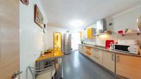 Kitchen of House or chalet for sale in Benamocarra