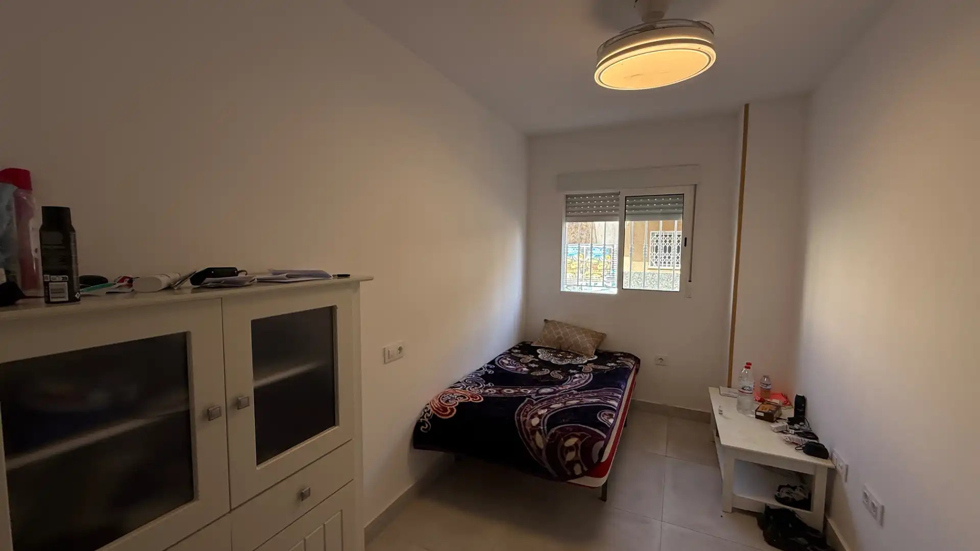 Habitación de Piso en venta en Águilas con Trastero, Lavadora y TV