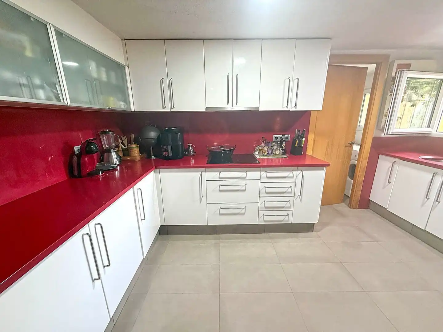 Cuina de Casa o xalet en venda en Roses amb Aire condicionat, Calefacció i Jardí privat