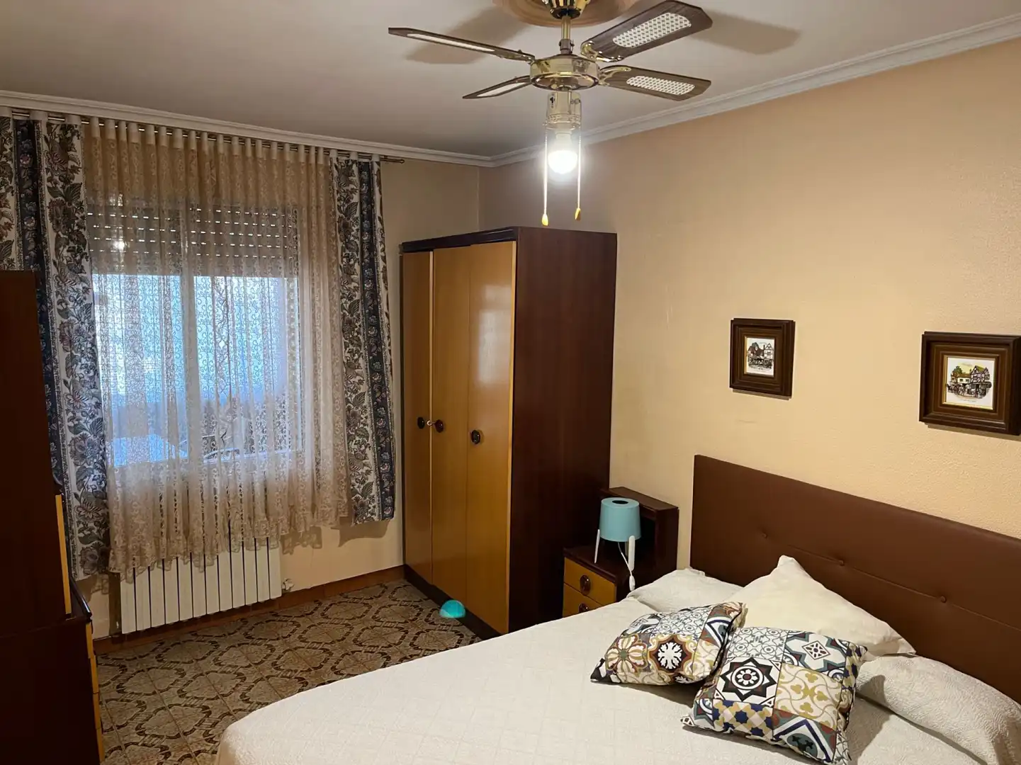 Schlafzimmer von Dachboden zum Verkauf in Monzón de Campos mit Heizung, Abstellraum und Möbliert