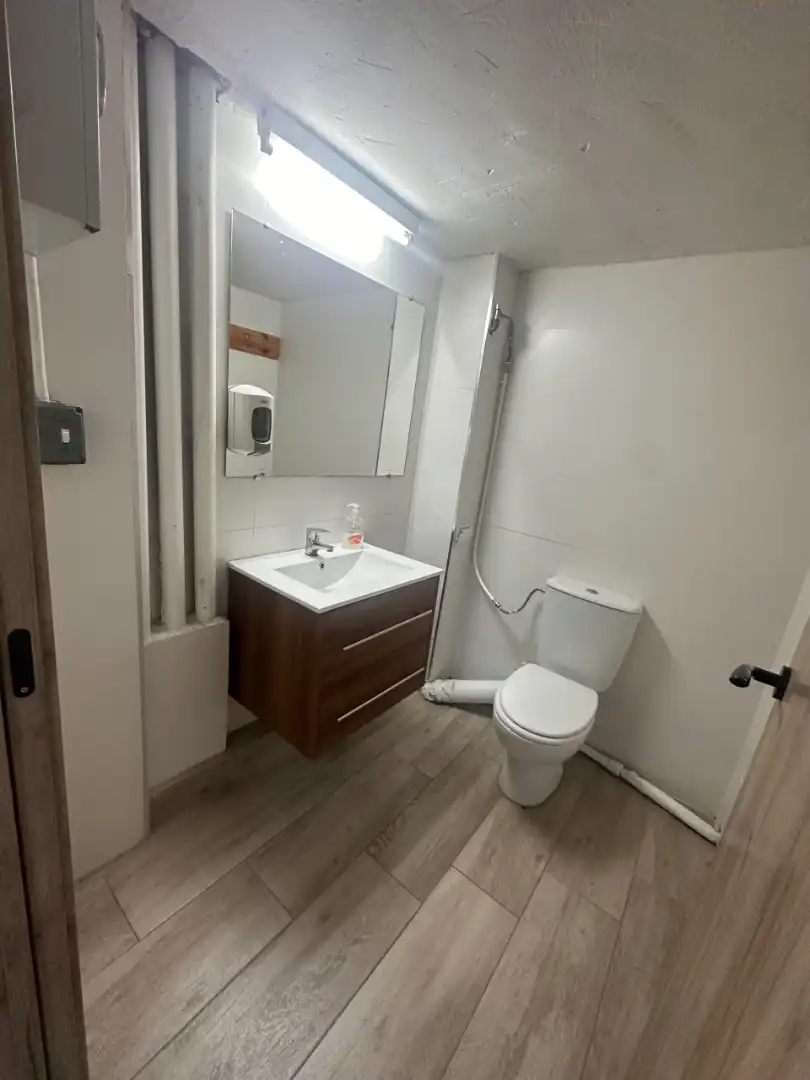Bathroom of Commercial properties for rent in Cuenca