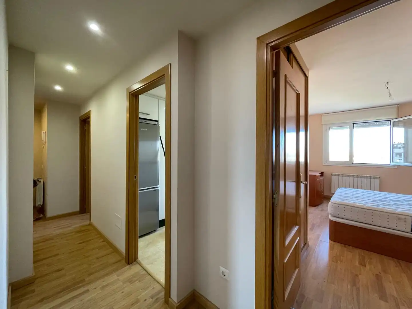Dachboden zur Miete in Venta de Baños mit Heizung, Parkett und Terrasse