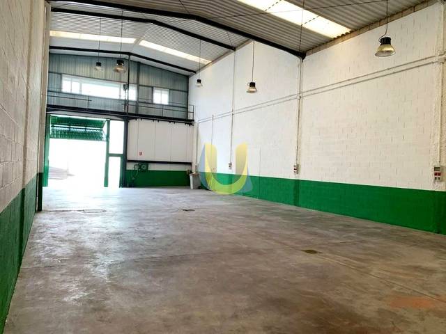 Nave industrial en Alquiler en Norte - Universidad