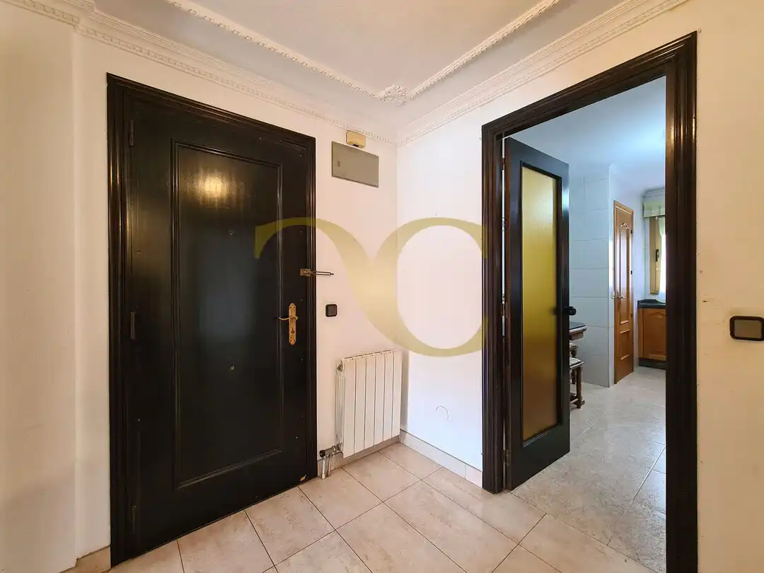 Piso en venta en Oviedo  con Calefacción y Trastero