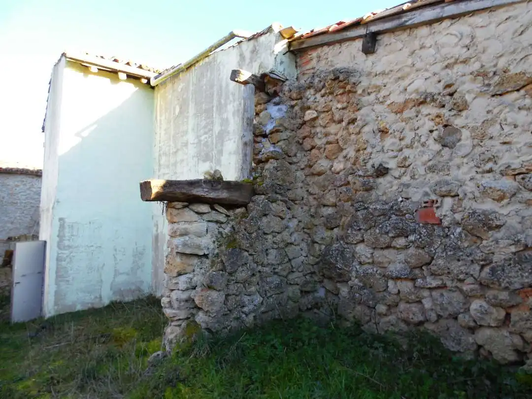Vista exterior de Casa o chalet en venta en Medina de Pomar con Jardín privado
