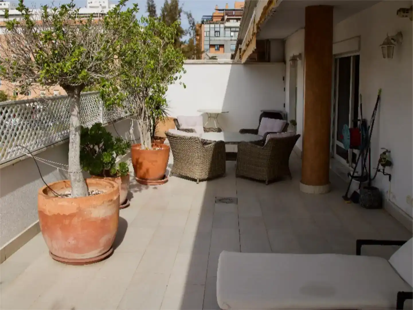 Terrassa de Pis de lloguer en Sevilla amb Aire condicionat, Traster i Piscina
