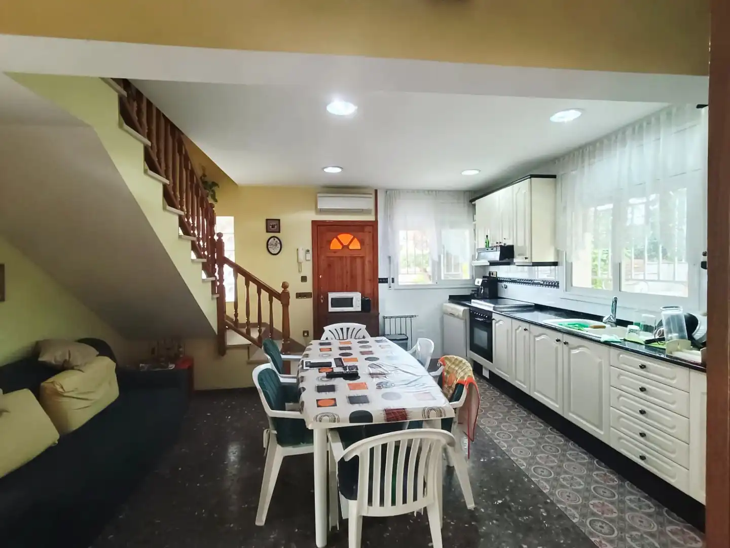 Cocina de Casa o chalet de alquiler en Piera con Aire acondicionado, Calefacción y Jardín privado