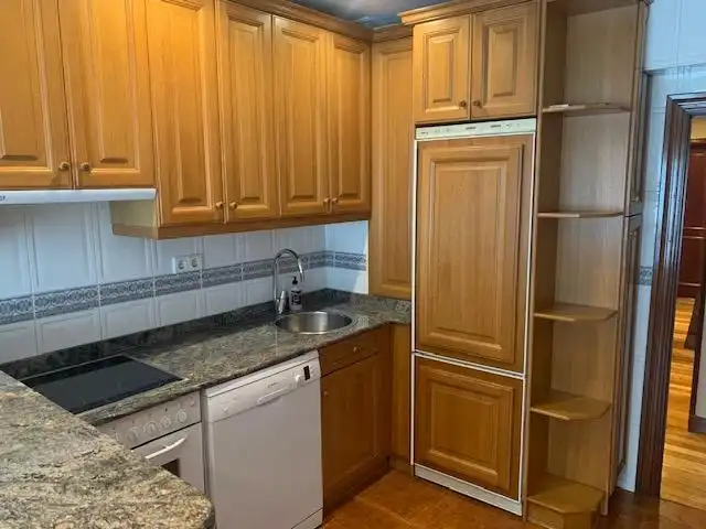 Küche von Wohnung zur Miete in Bilbao  mit Heizung, Möbliert und Balkon