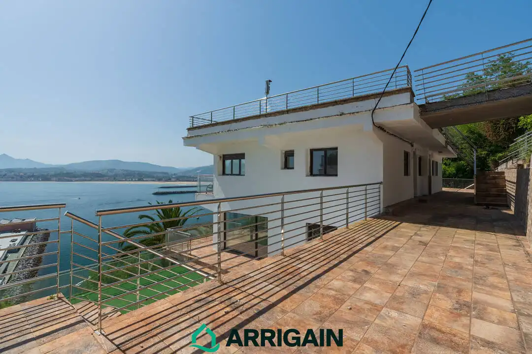 Terrace of Houses for sale in Hondarribia  with Heating, Private garden and Terrace
