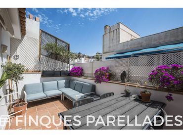 Attico con balcone in vendita a Centre