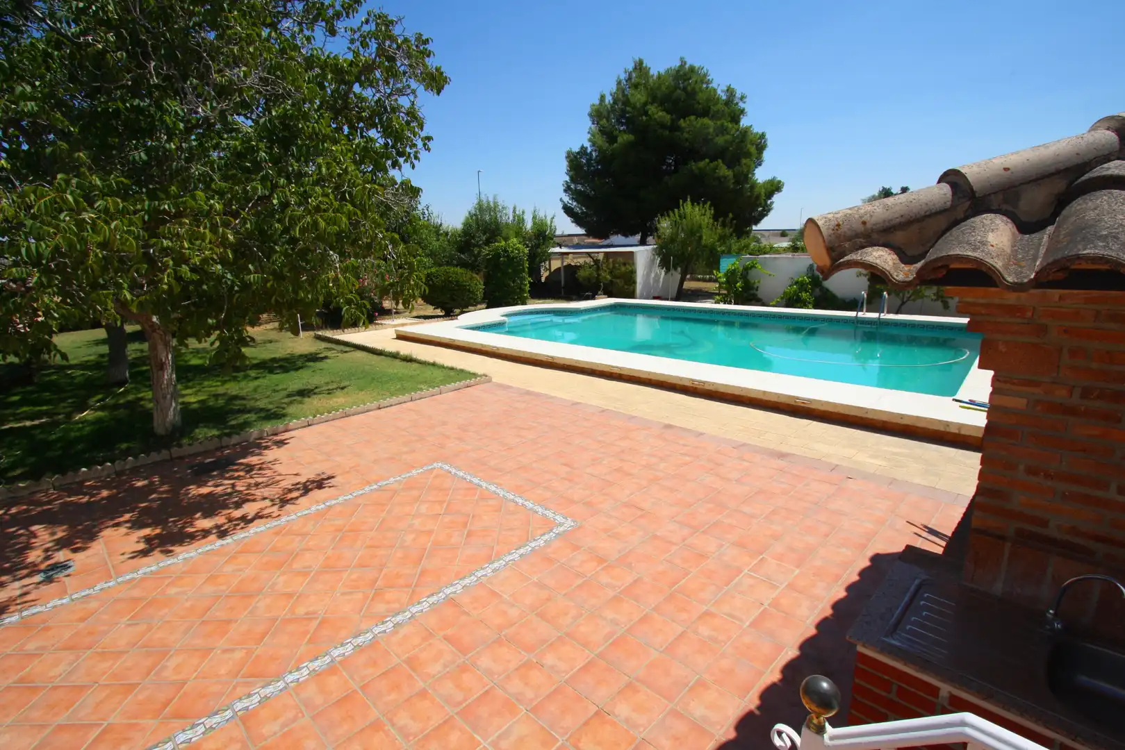 Piscina de Casa o xalet en venda en Albacete amb Aire condicionat, Calefacció i Terrassa