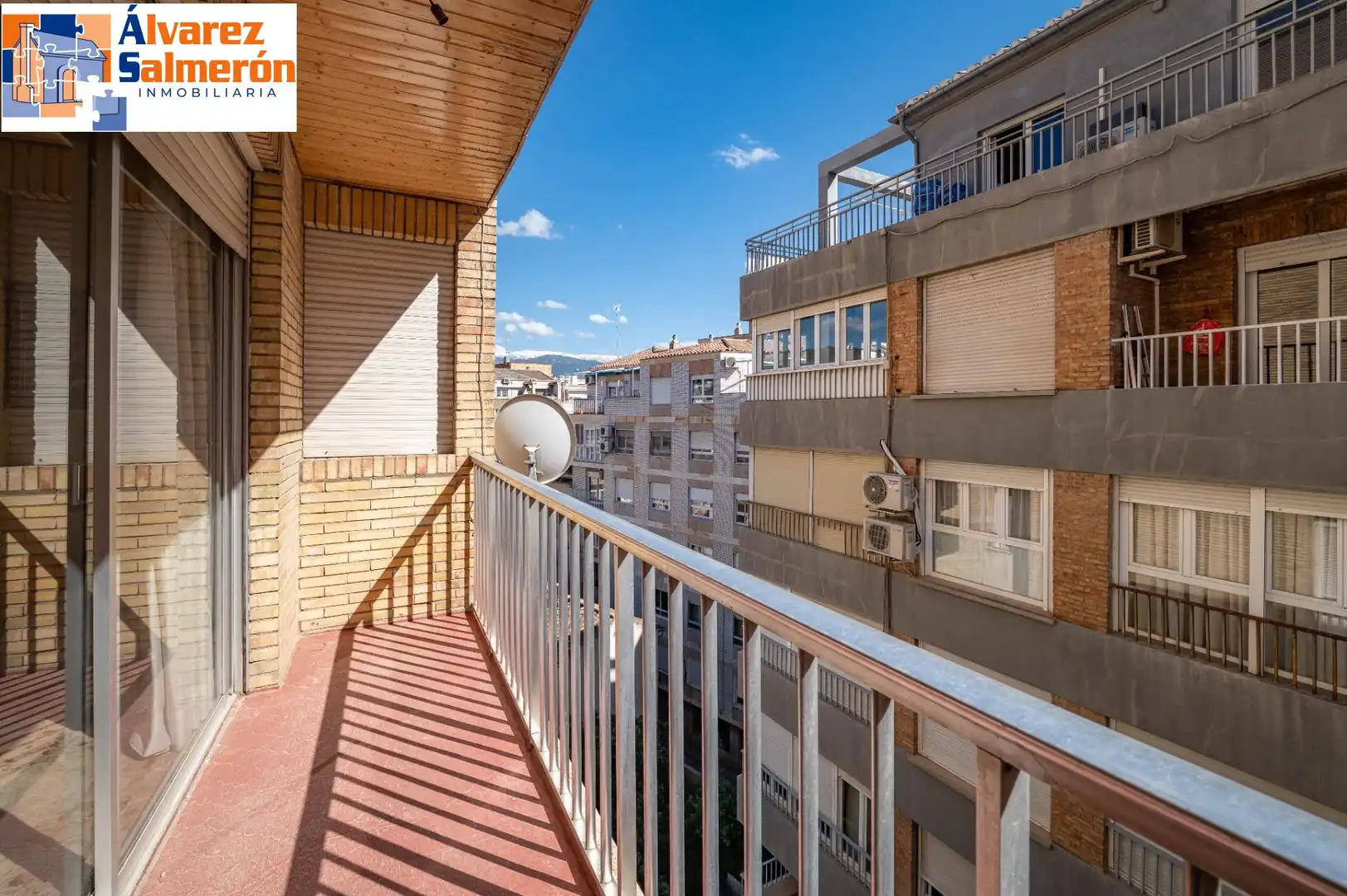 Terraza de Piso en venta en Granada con Terraza y Balcón