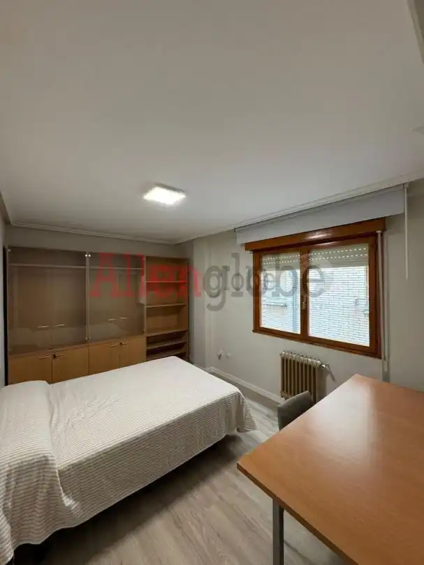 Piso de alquiler en Calle Joaquín Blume, Fozaneldi - Tenderina