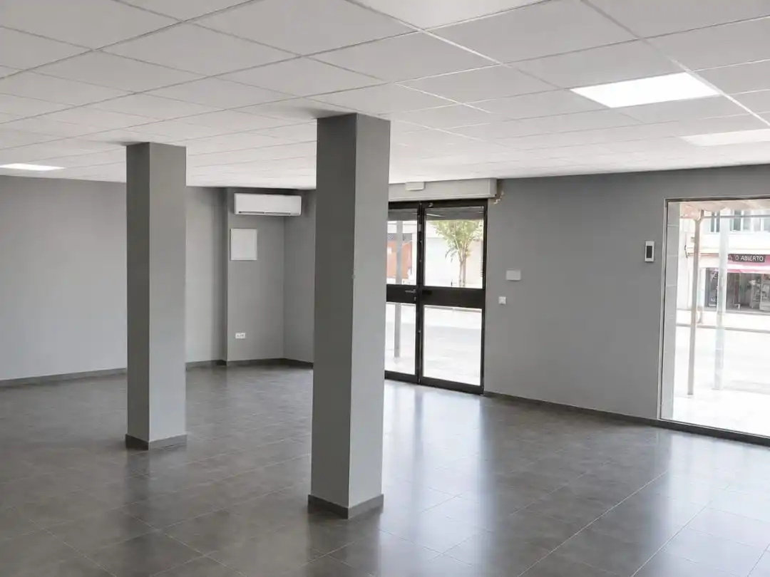 Local en venda en Écija amb Aire condicionat i Terrassa
