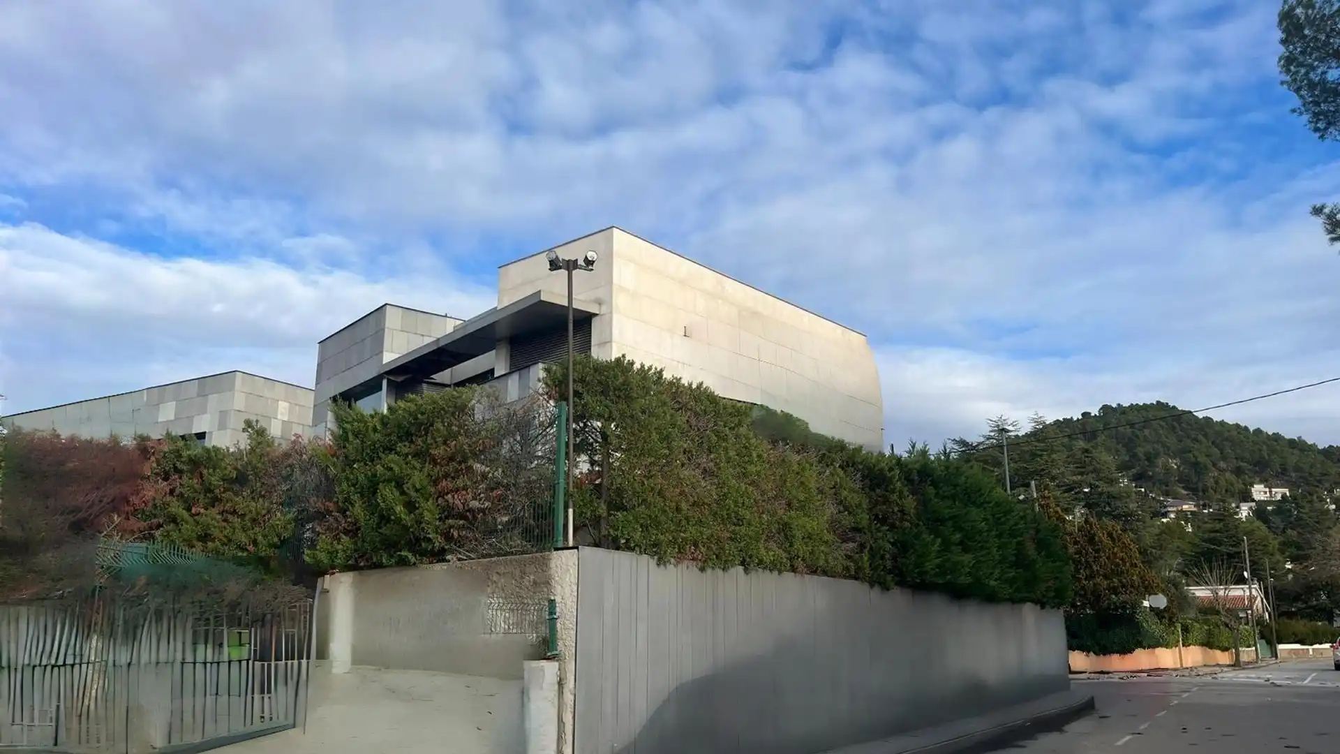 Vista exterior de Casa o chalet en venta en Matadepera con Jardín privado, Terraza y Piscina