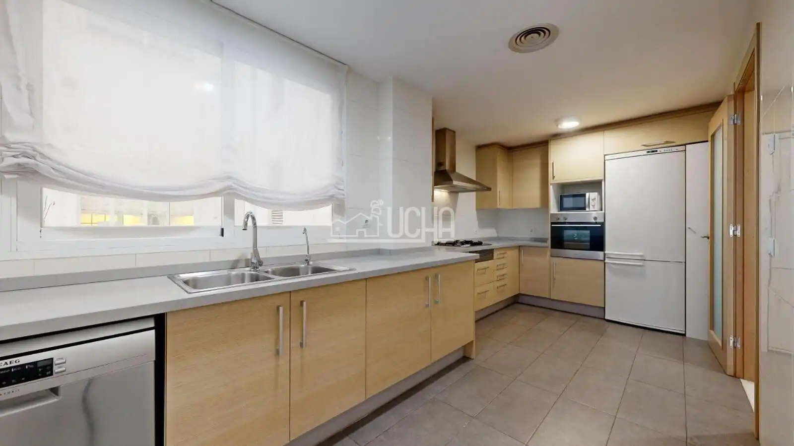 Piso en venta en Calle SAN VICENTE MARTIR, Arrancapins