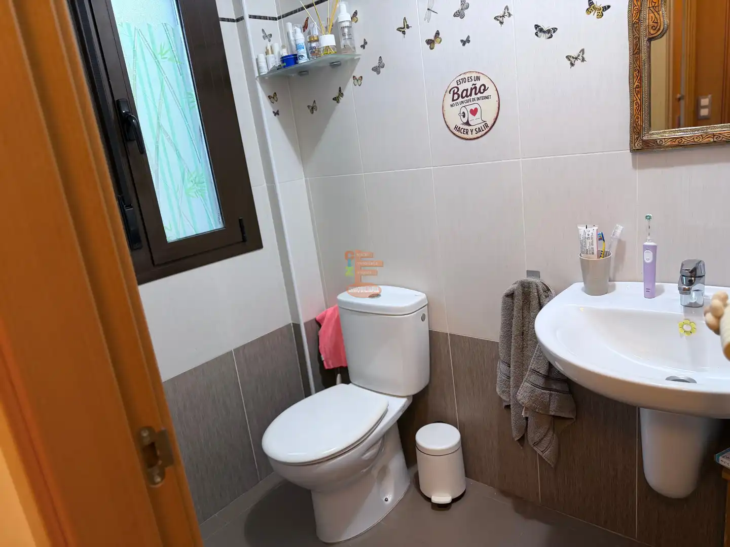 Bathroom of Houses for sale in Zaragoza  with Air Conditioner, Heating and Private garden