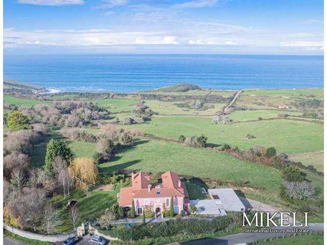 Casa-chalet en Venta en Ruiloba