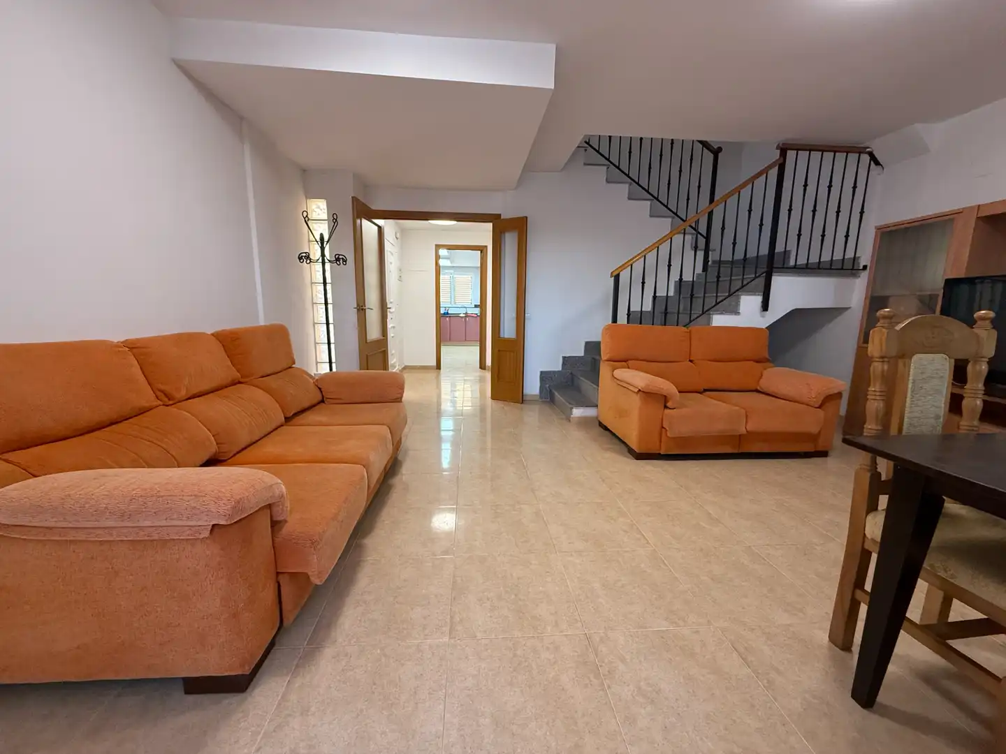 Sala de estar de Casa adosada de alquiler en Moncofa con Terraza, Horno y Lavadora
