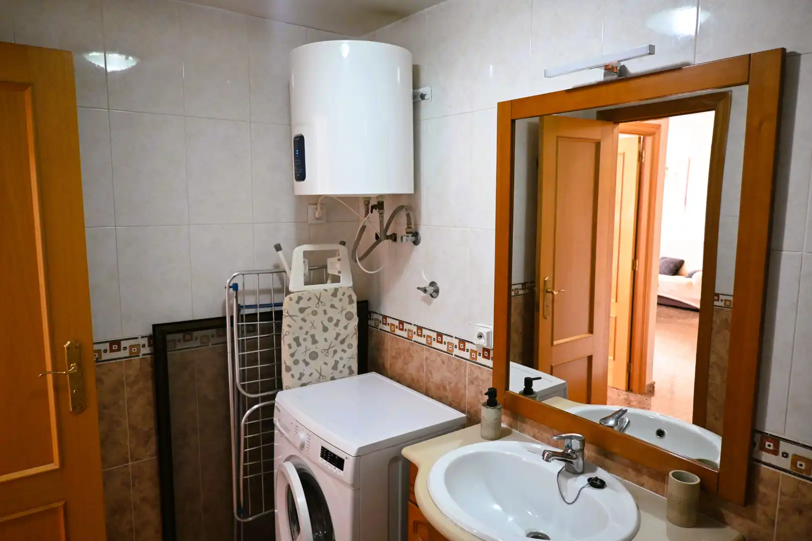 Baño de Piso en venta en Sagunto / Sagunt con Aire acondicionado, Trastero y Amueblado