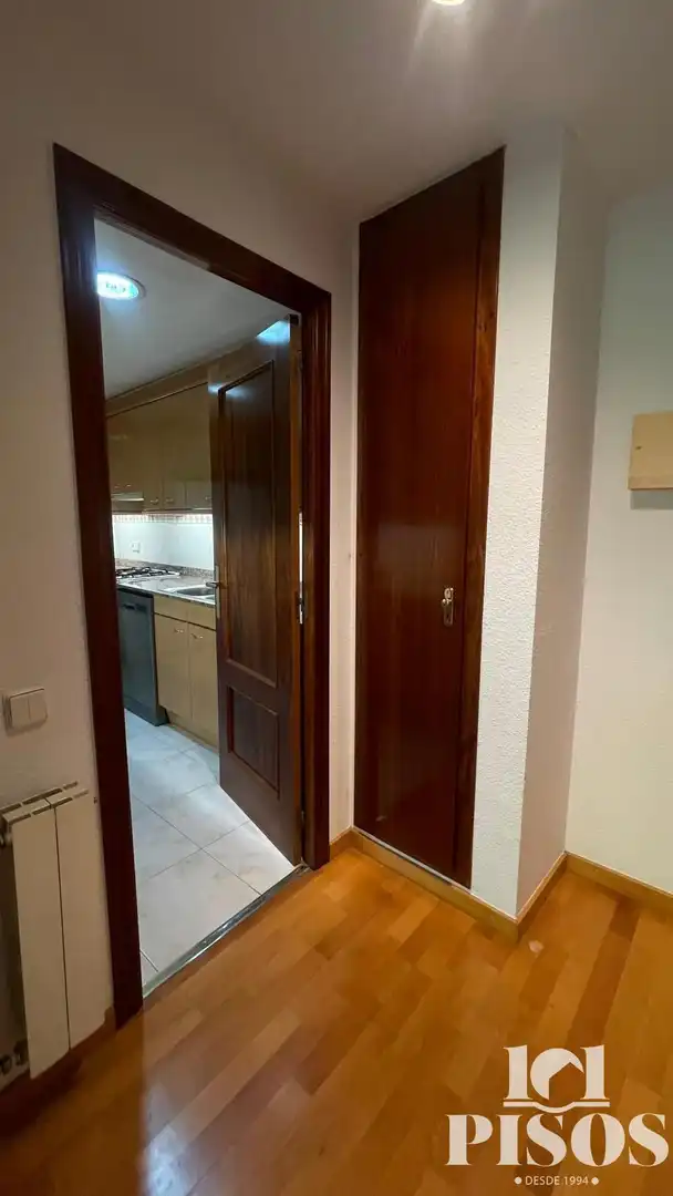 Cocina de Piso de alquiler en Sant Cugat del Vallès con Calefacción, Parquet y Terraza