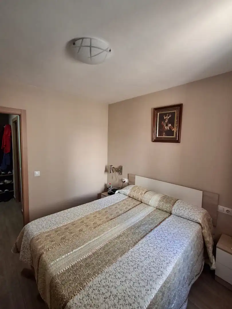 Dormitori de Casa o xalet en venda en Dos Hermanas amb Aire condicionat, Terrassa i Traster
