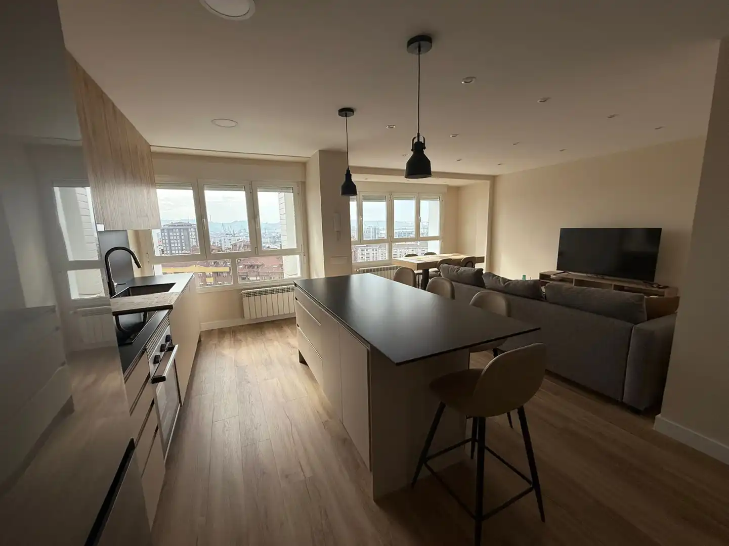 Kitchen of Flat for rent in Gijón   with Heating and Furnished