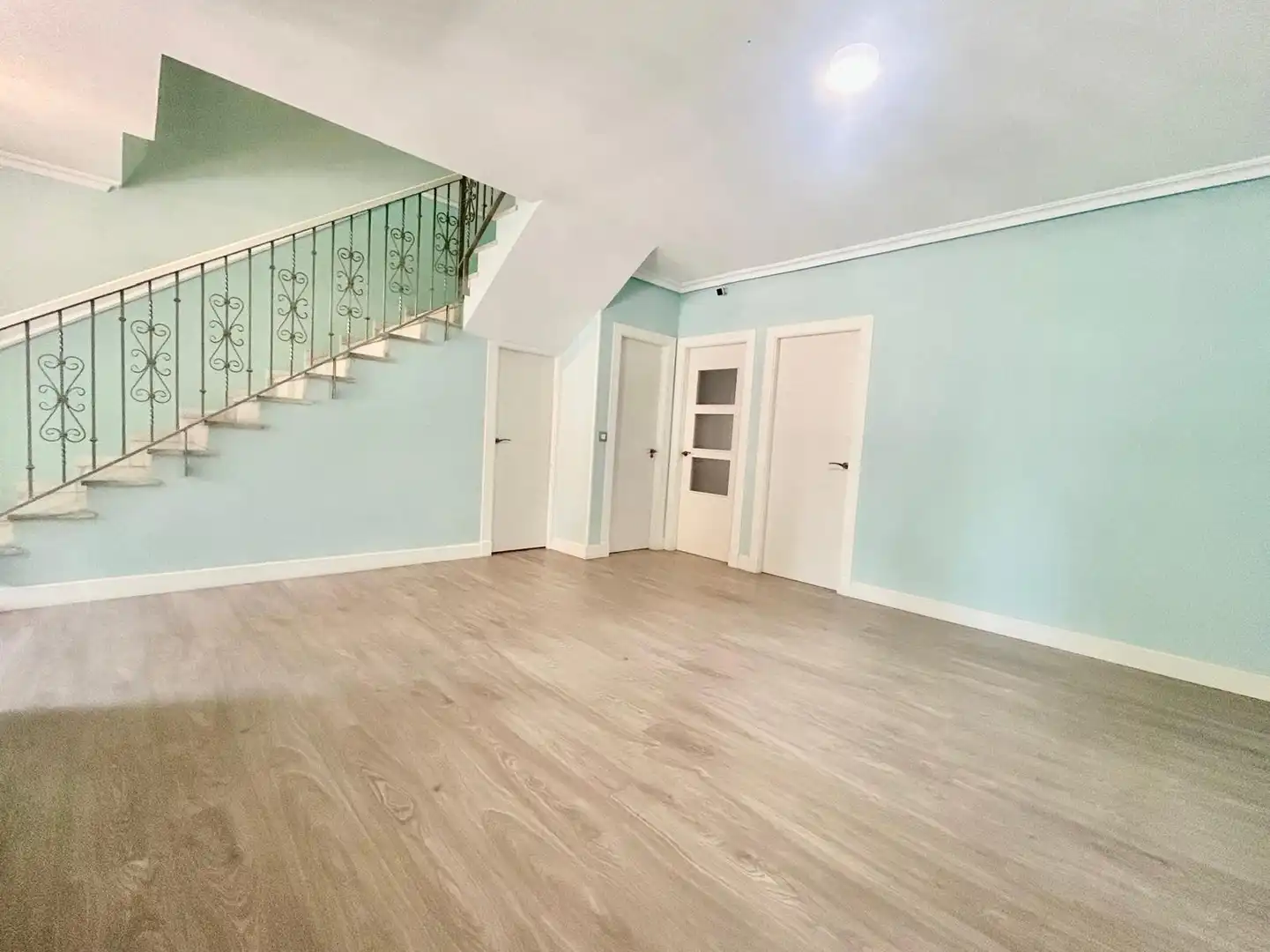 Casa adosada en venta en Roquetas de Mar con Aire acondicionado, Calefacción y Jardín privado