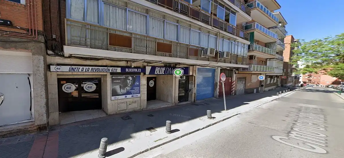 Vista exterior de Local en venta en Madrid con Amueblado