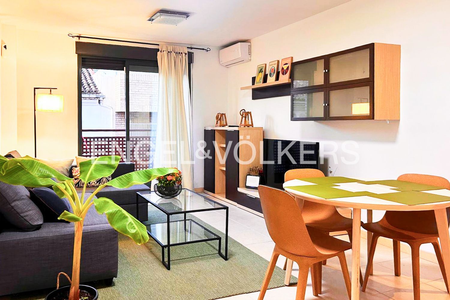 Vista exterior de Apartament de lloguer en Sagunto / Sagunt amb Aire condicionat, Calefacció i Moblat