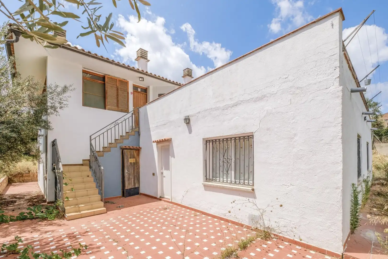 Exterior view of Houses for sale in Terrassa  with Air Conditioner, Heating and Private garden