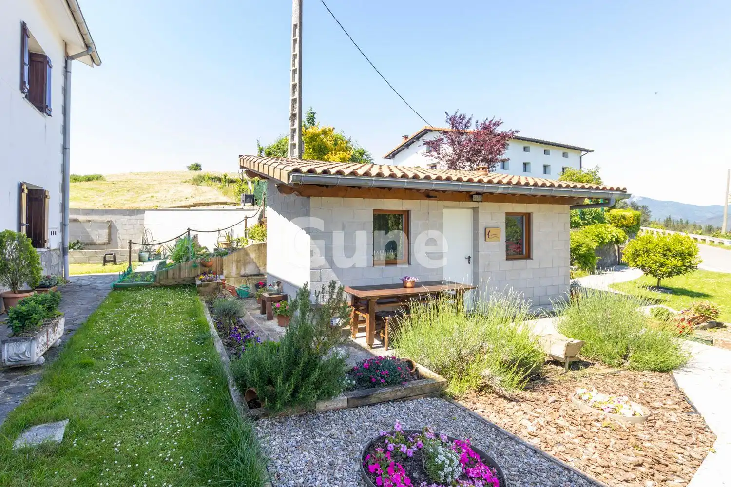 Vista exterior de Casa adosada en venta en Orendain con Calefacción, Terraza y Trastero