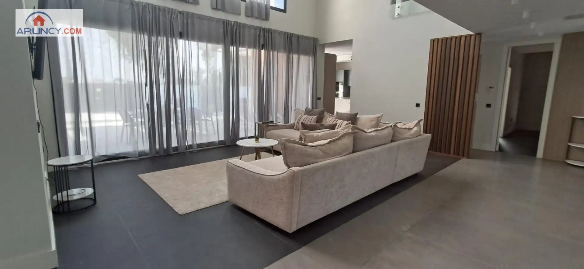 Sala d'estar de Casa o xalet de lloguer en Montequinto amb Aire condicionat, Jardí privat i Piscina