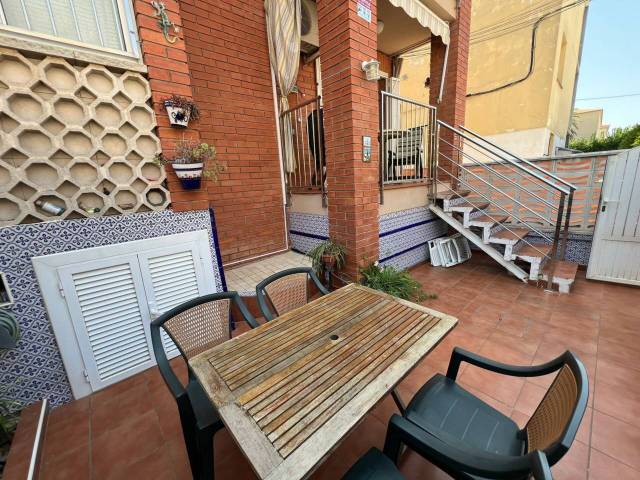 Piso en Venta en Calle josep tarradellas en Marítim