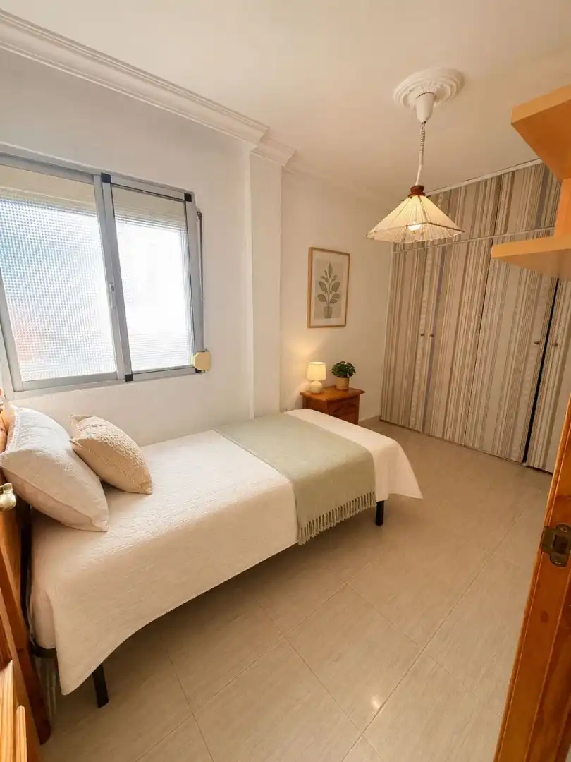 Habitación de Piso en venta en Málaga con Aire acondicionado y Amueblado