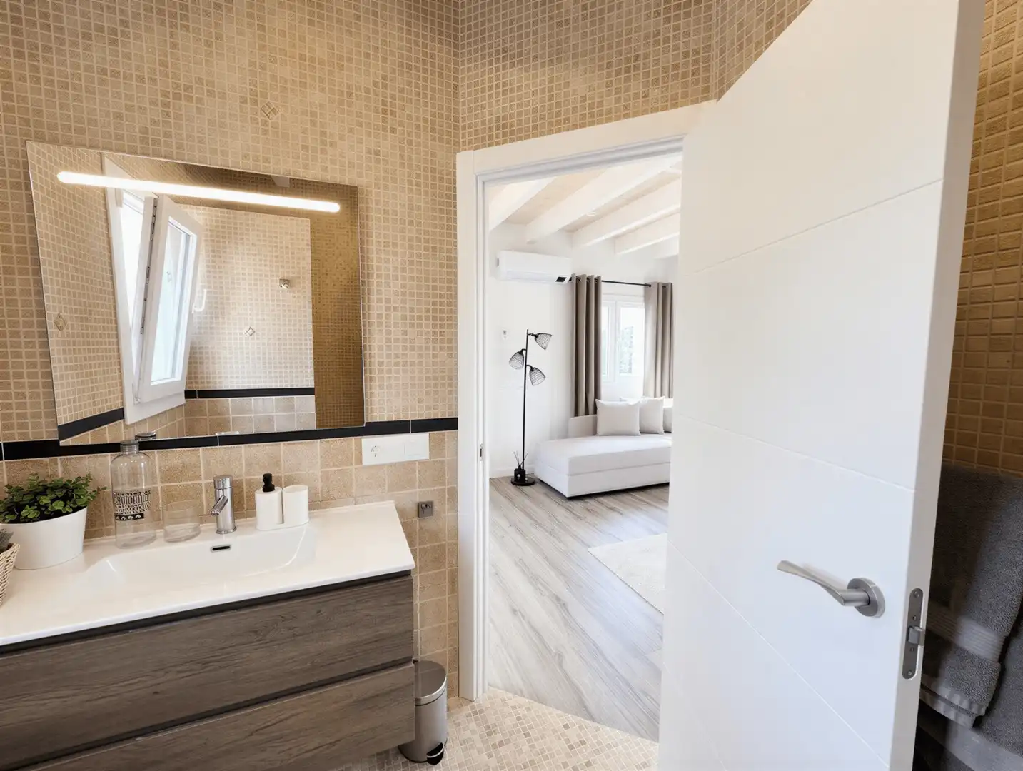 Badezimmer von Country house zum Verkauf in Llucmajor mit Klimaanlage, Abstellraum und Schwimmbad