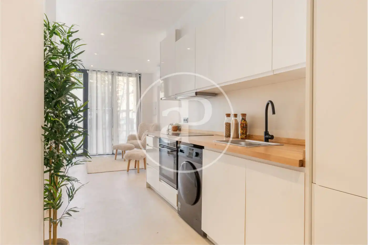 Kitchen of Flat for sale in Valencia  with Air Conditioner, Heating and Furnished
