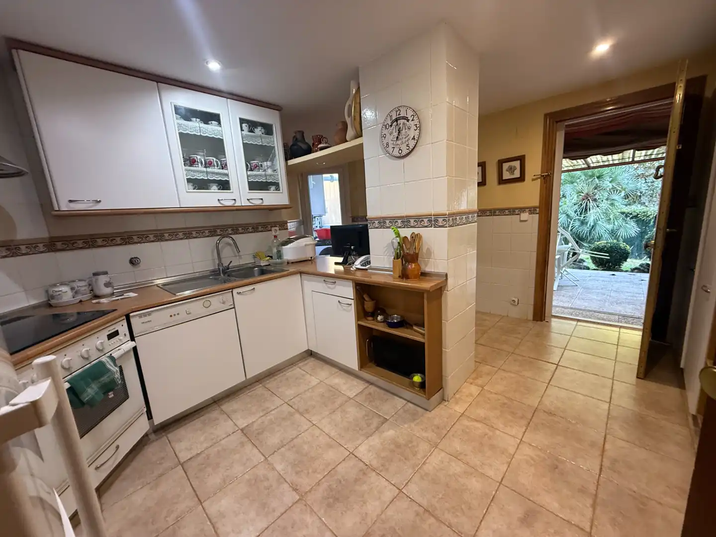Cocina de Piso en venta en Majadahonda con Calefacción, Jardín privado y Parquet