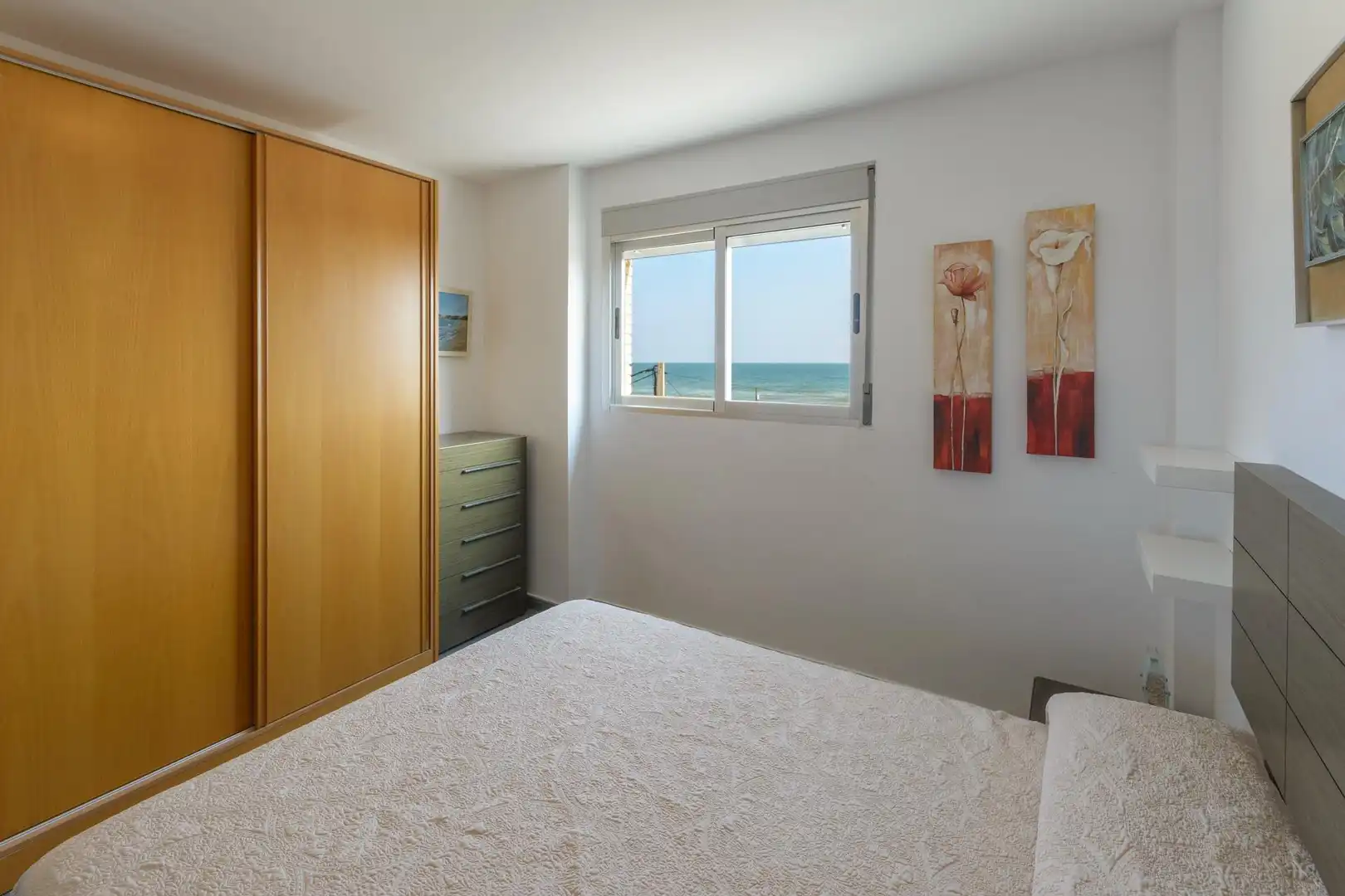 Habitación de Ático en venta en Piles con Aire acondicionado, Calefacción y Jardín privado