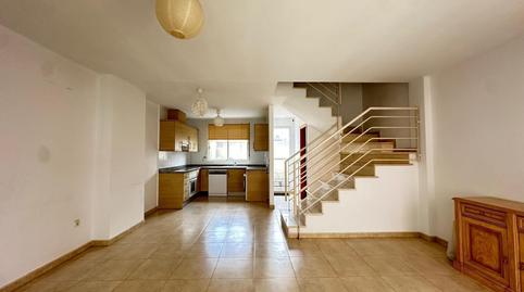 Foto 2 de Casa adosada en venta en Piles, Valencia