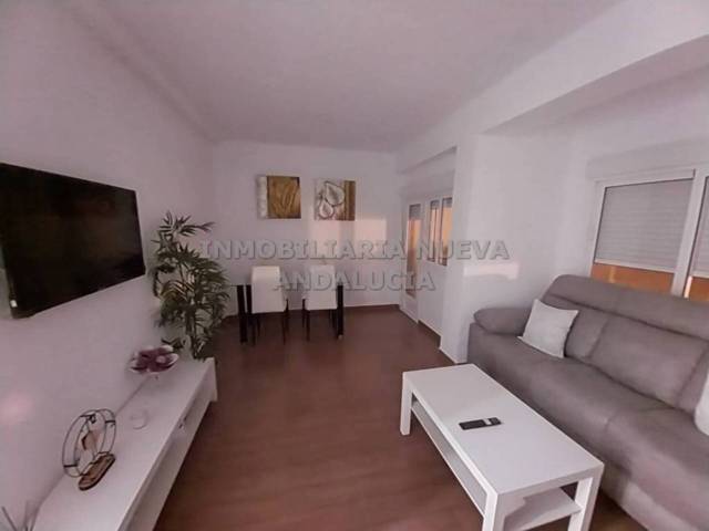 Piso en Alquiler en Plaza de Toros - Santa Rita