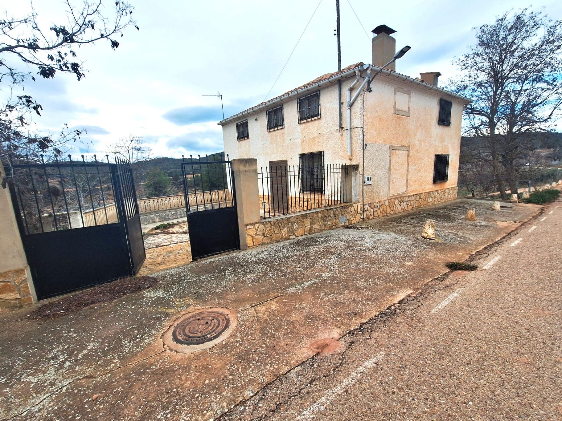 Exterior view of Country house for sale in Ayna