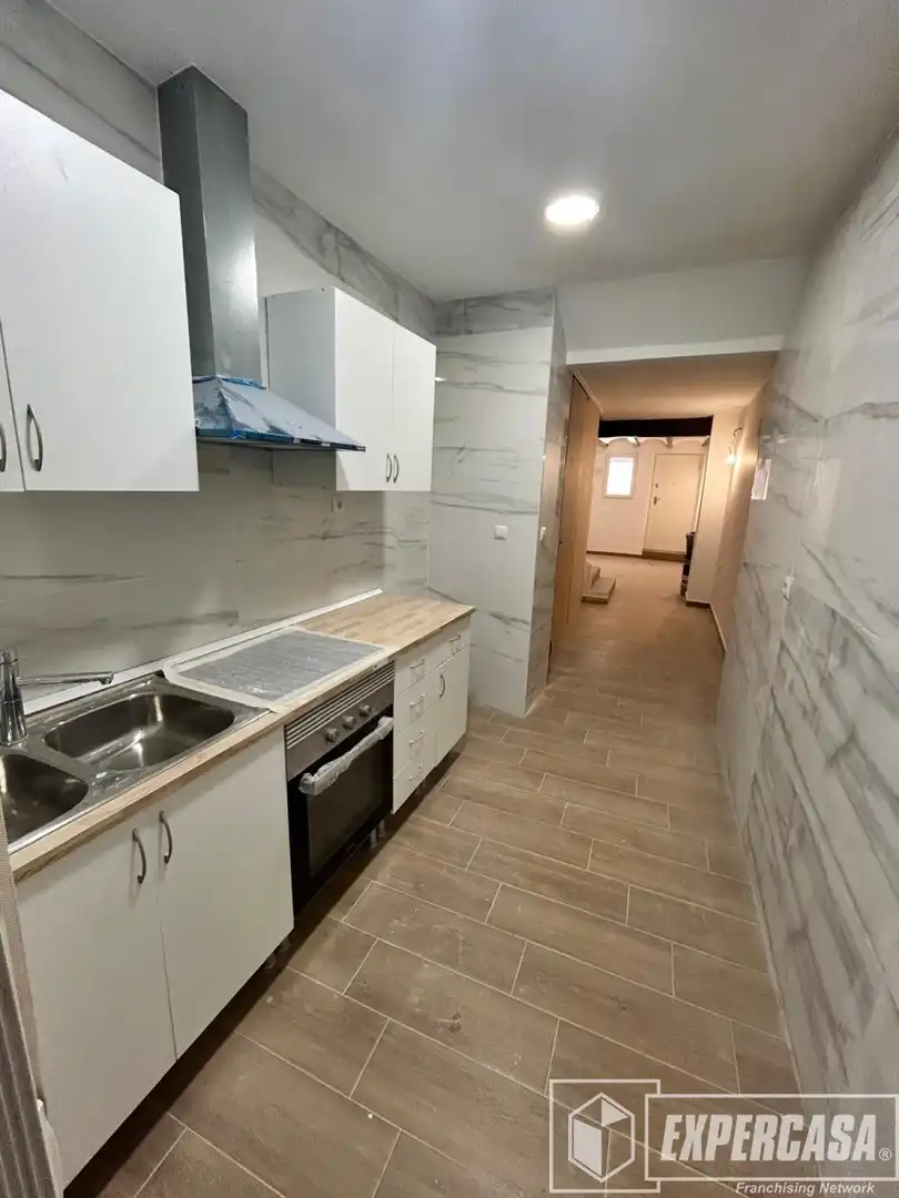 Casa adosada en venta en Sants Patrons