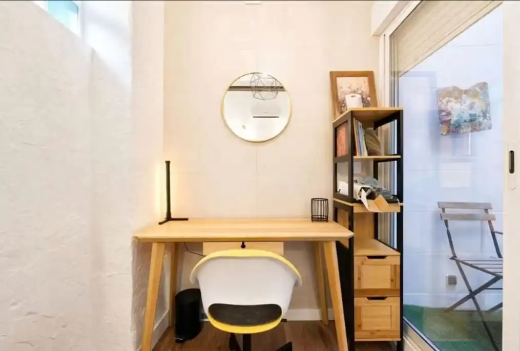 Habitación de Apartamento de alquiler en Valencia con Aire acondicionado, Calefacción y Jardín privado