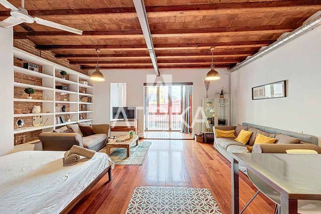 Piso en Alquiler en Vila de Gràcia