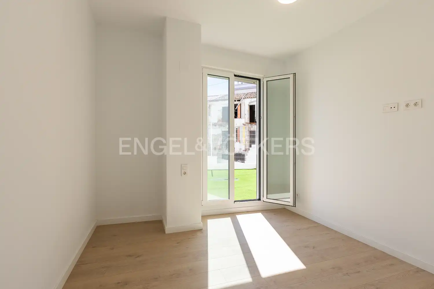 Habitación de Piso de alquiler en Valencia con Aire acondicionado, Calefacción y Parquet