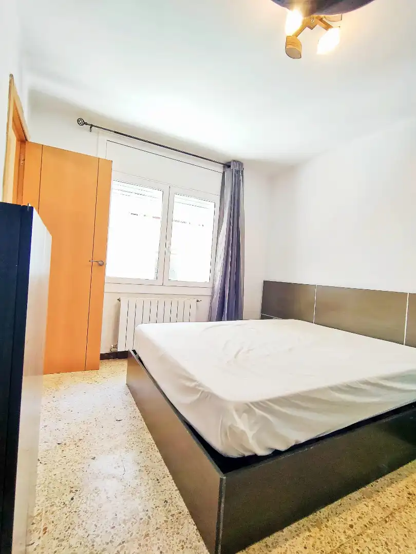Habitación de Piso en venta en Barcelona con Balcón
