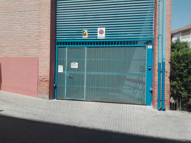 Garaje en Alquiler en Alonso el Sabio, 50 en Ollerías - San Cayetano